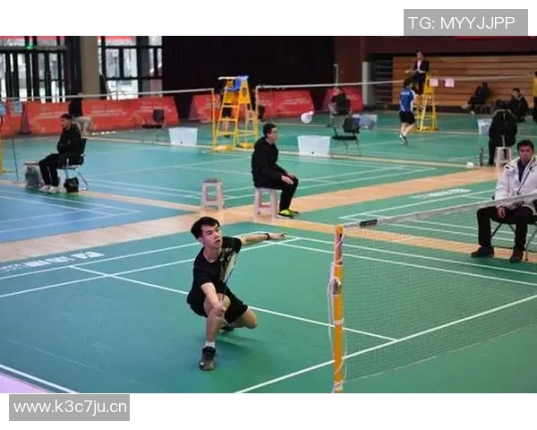 深圳羽毛球队的盯防体系解析与战术运用探讨